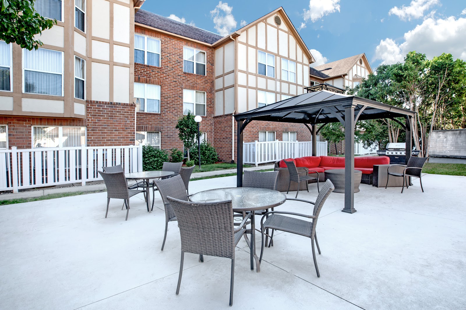 Affordable Suites Detroit-Warren in Warren