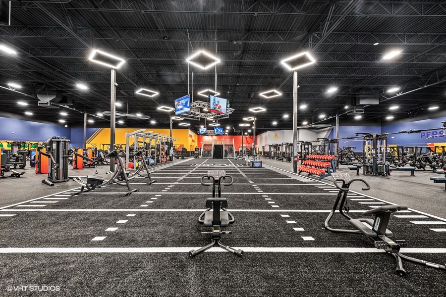 Crunch Fitness - Warren main photo
