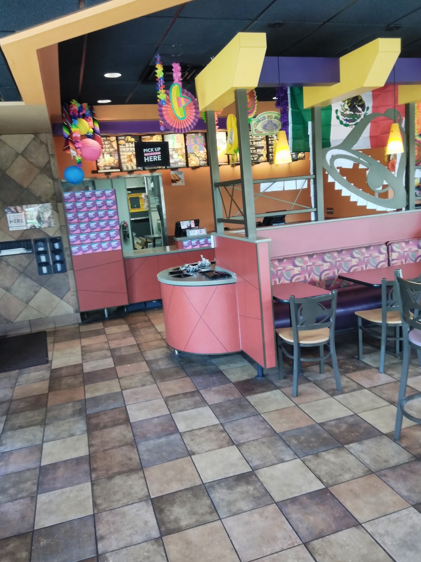Taco Bell in Warren