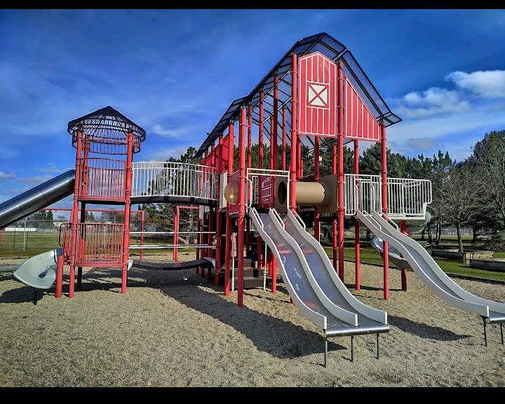 City of Warren Halmich Park in Warren
