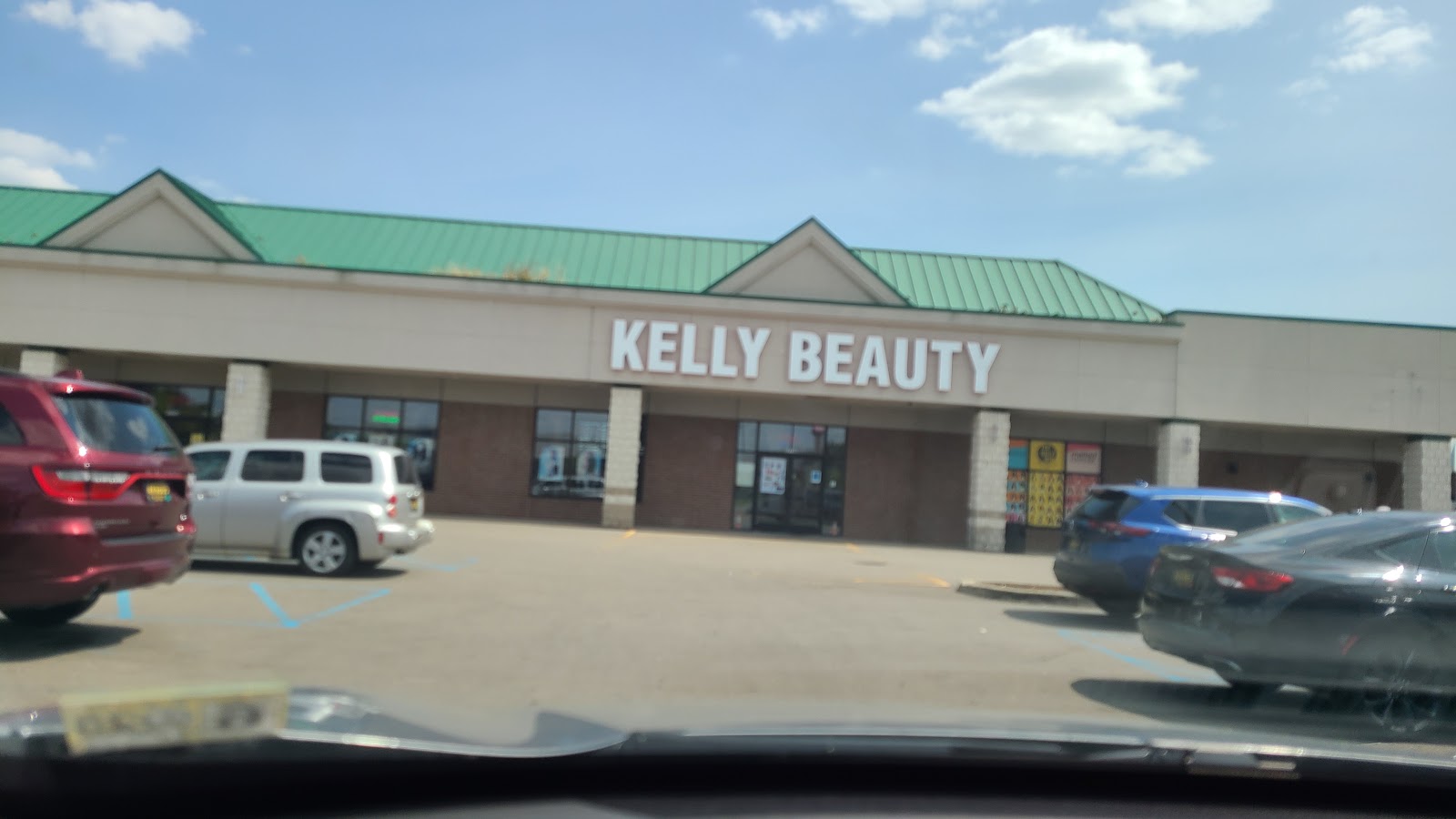 Kelly Beauty Warren — photo